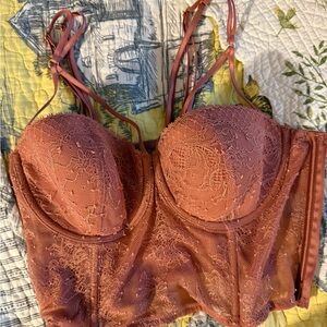 Victoria's Secret Lace Bustier in Rosette Side Zip